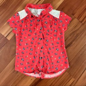 No Boundaries tie front floral shirt